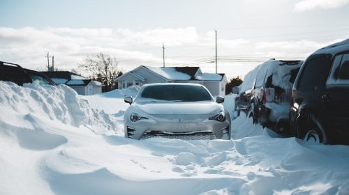 Winter Storm Uri - Snow, cars and homes