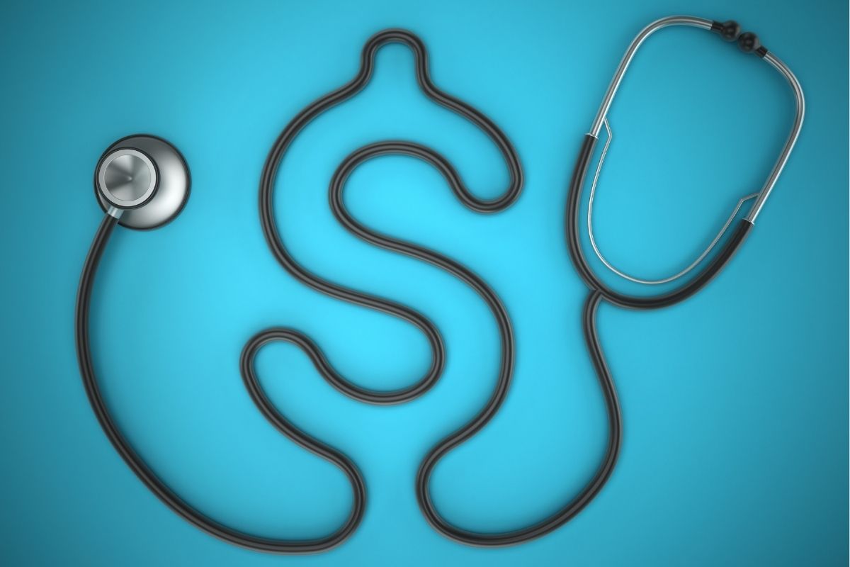 Health insurance - Costs - money - stethoscope