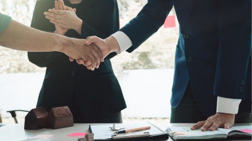 Insurance company - New relationship, handshake