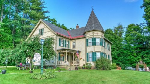 Bed and Breakfast Insurance - Victorian home