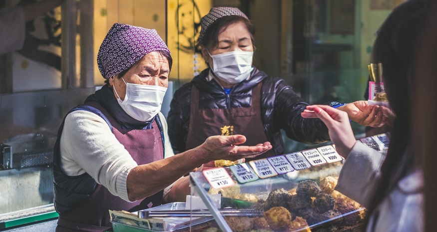 Coronavirus insurance losses - vendors wearing masks