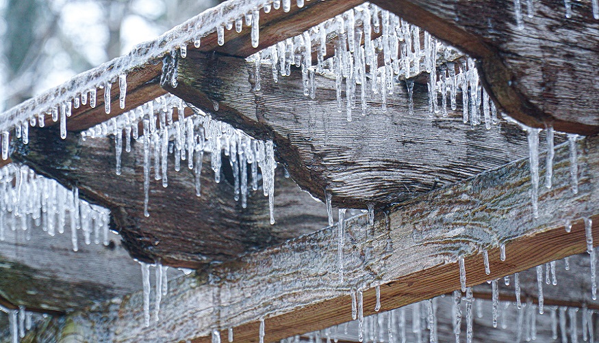 Reinsurance recovery - Winter storm - ice on home