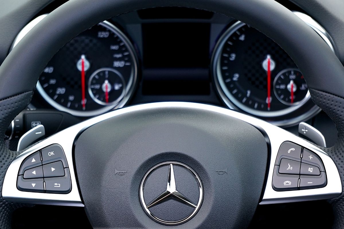 Luxury vehicle insurance - Mercedes steering wheel