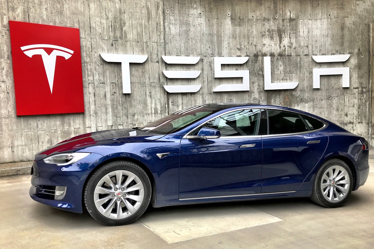 Tesla auto insurance - Teslas vehicle