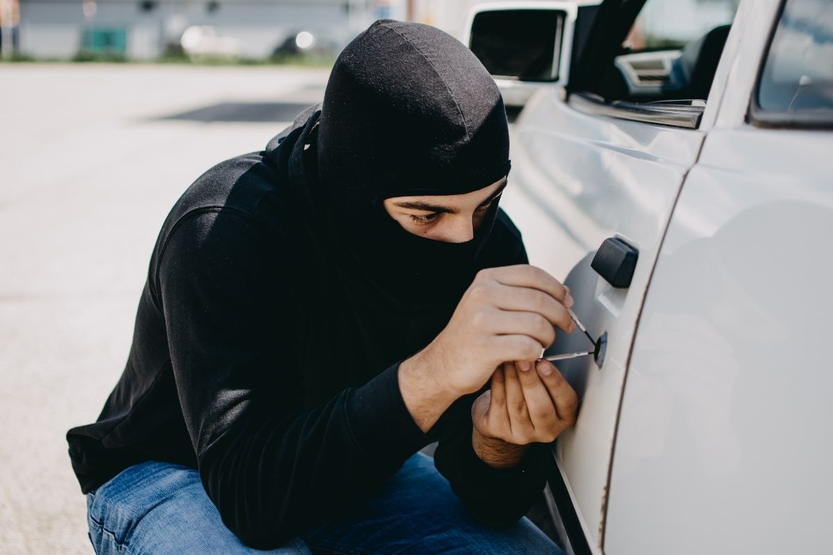 Home Insurance - theft - car