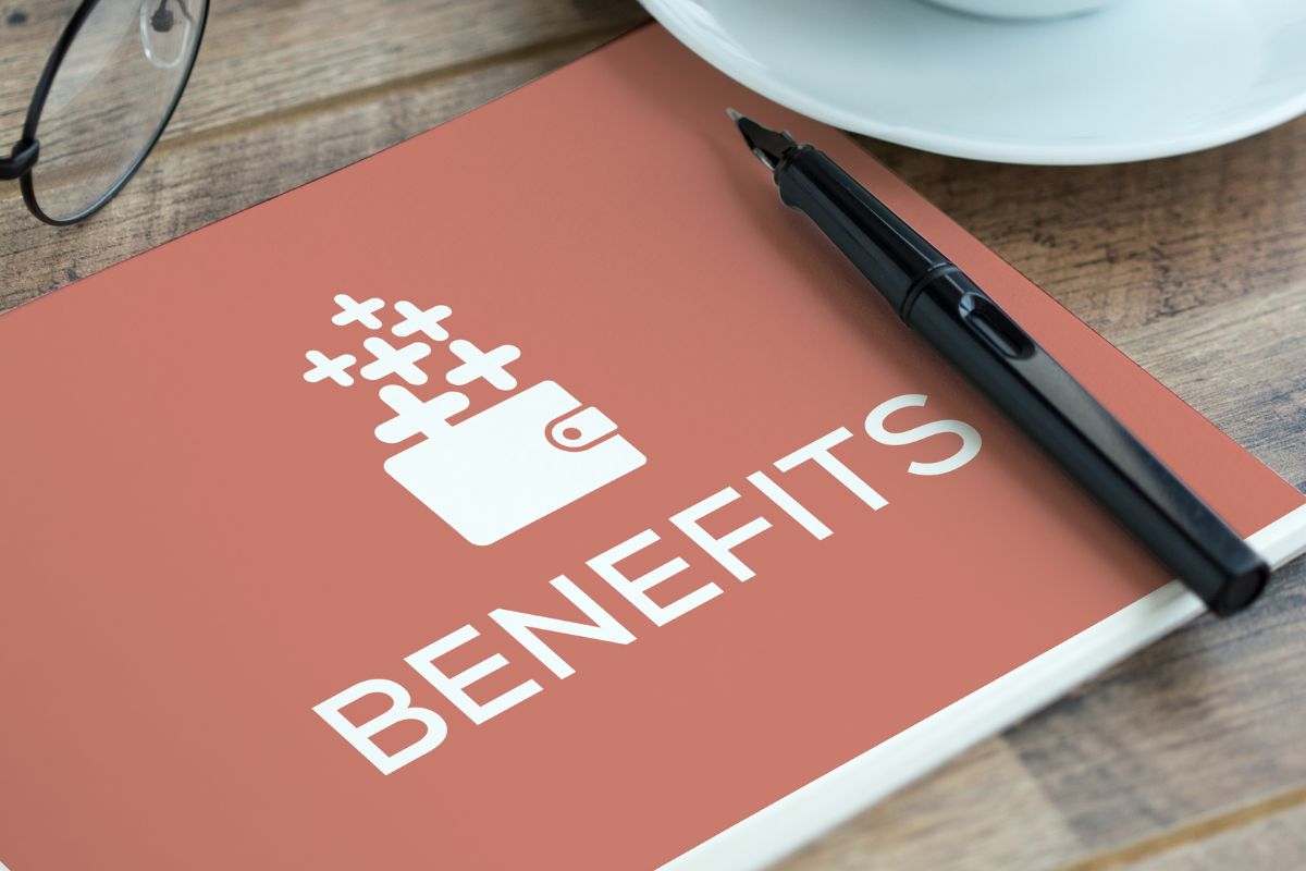 Life insurance benefits - Benefit package
