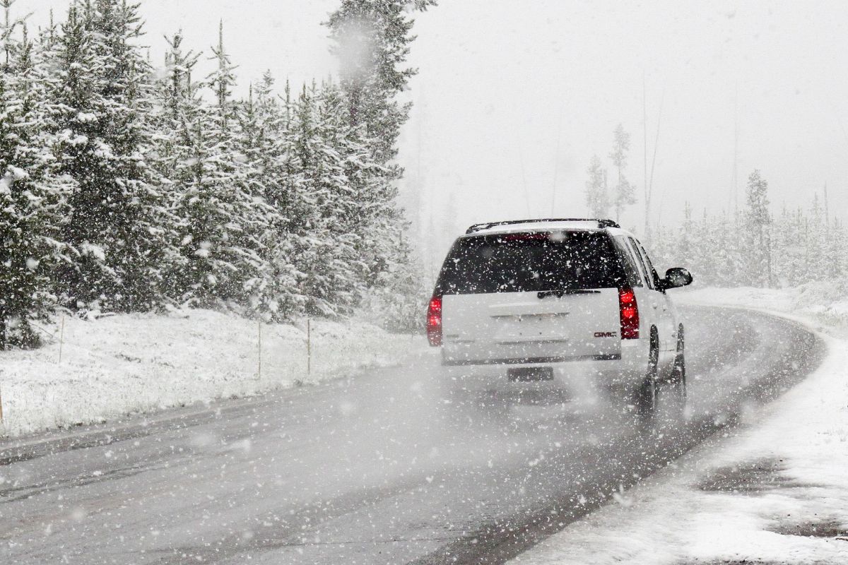 Winter preparedness - Winter Driving