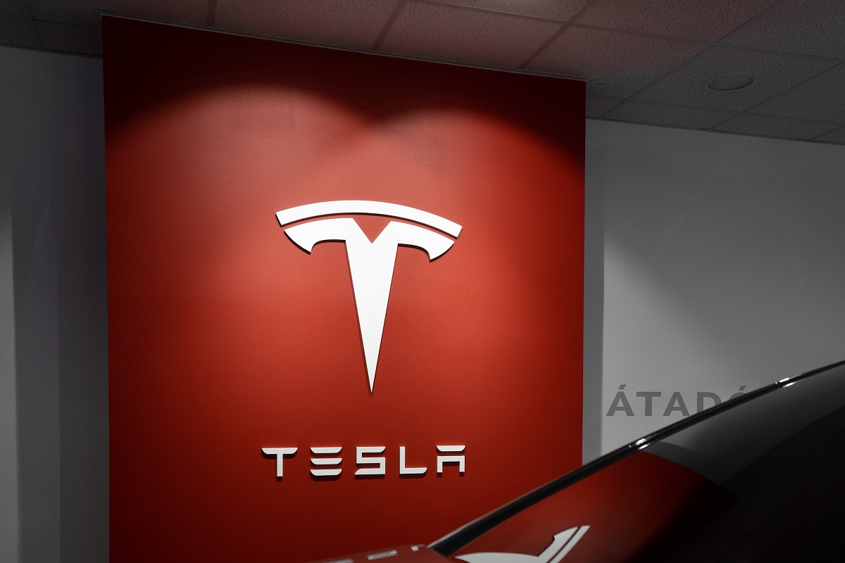 Tesla insurance - Tesla Logo