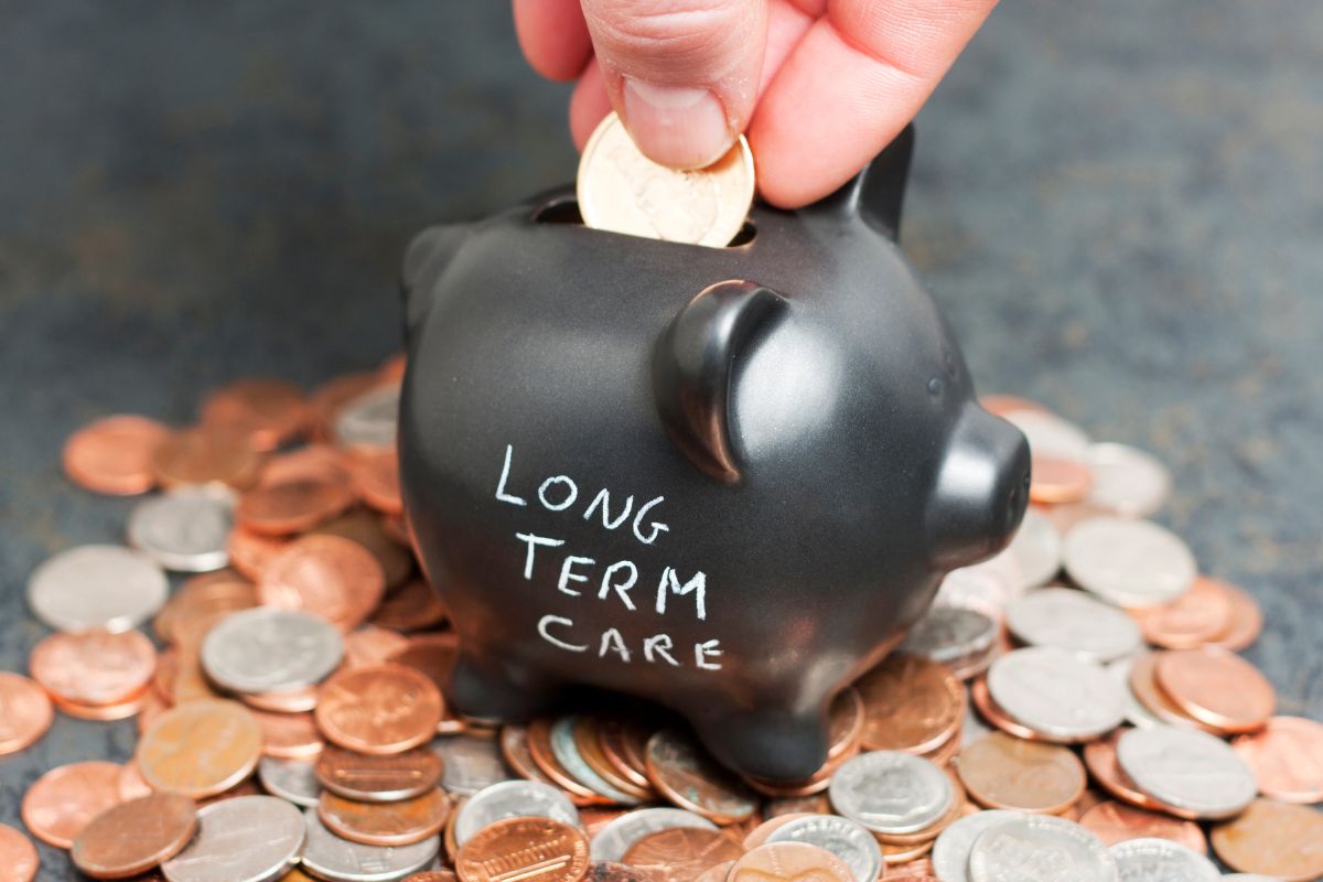 Long term care insurance Piggy Bank Costs