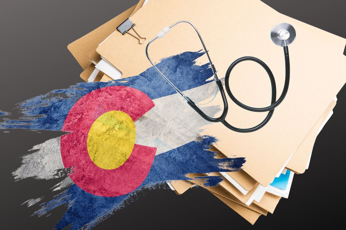 Colorado Health insurance - File folders, medical, Colorado flag