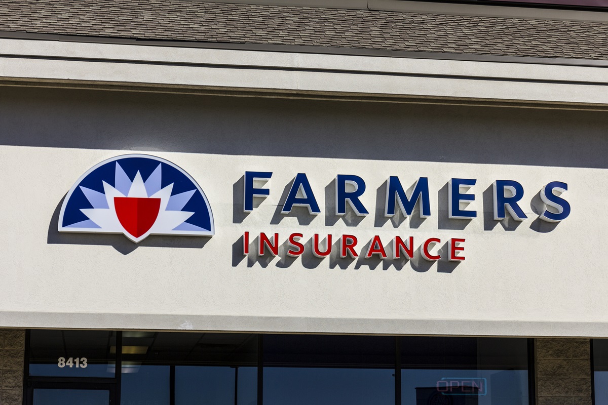 Depositphotos - Homeowners insurance - Farmers Insurance sign