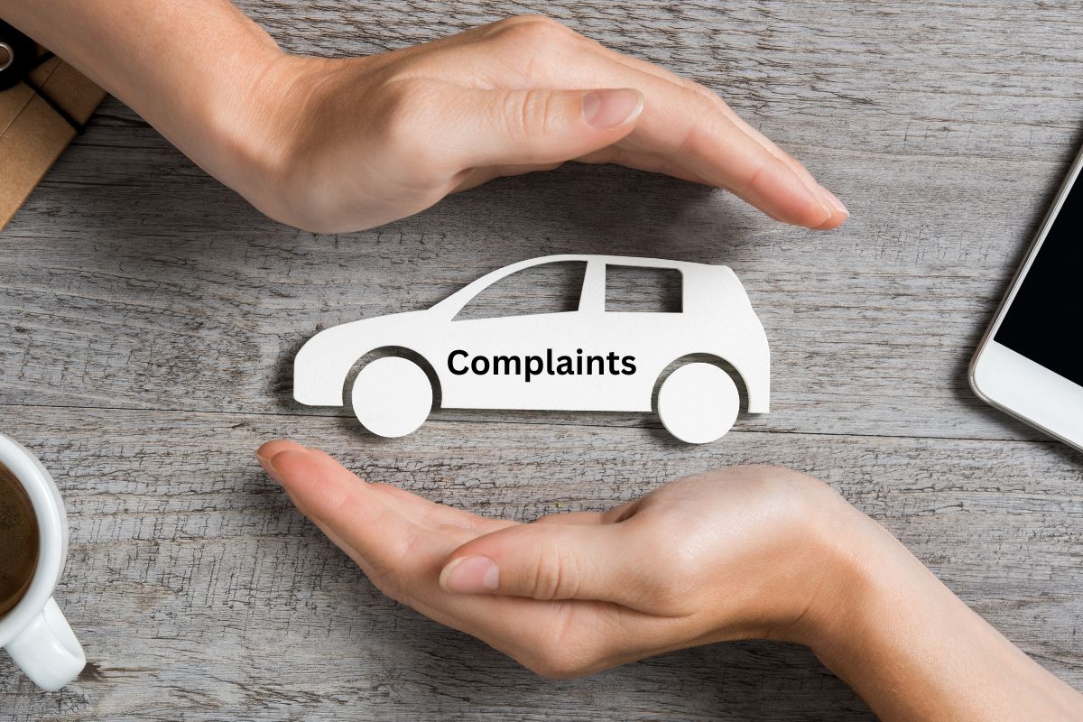 Auto insurance coverage - Hands around car - complaints