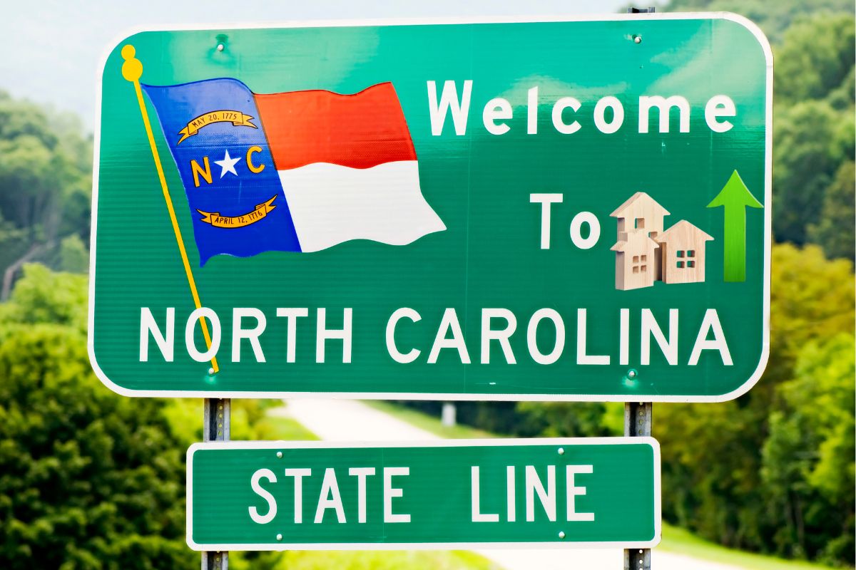 Home Insurance rates - North Carolina welcome sign