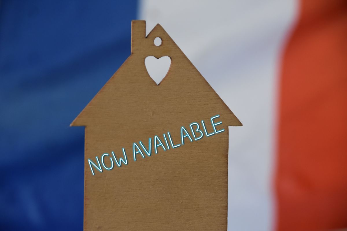 Homeowners Insurance - French Flag