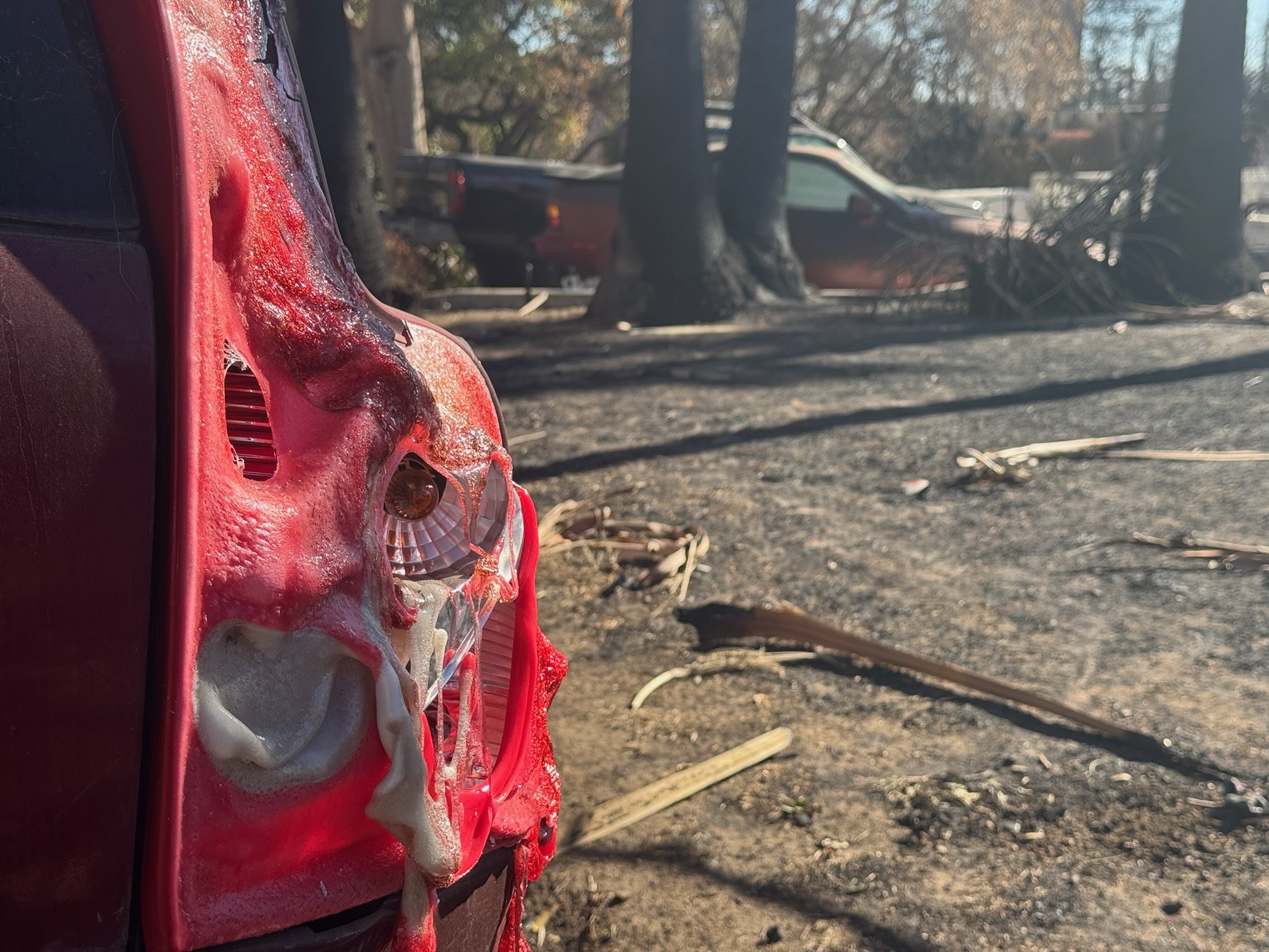 Los Angeles wildfires homes and cars totaled